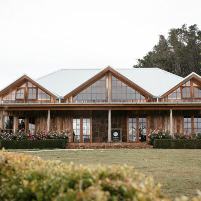 Renee Felicity Classic Country Wedding Pepper Image 009