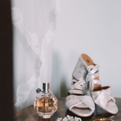 Angela Craig Coastal Rustic Wedding Kristie Carrick Photography SBS 001