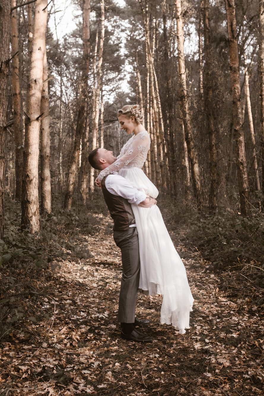 Dark Romantic Woodland Wedding Inspiration Photography by Grace Hill SBS 036