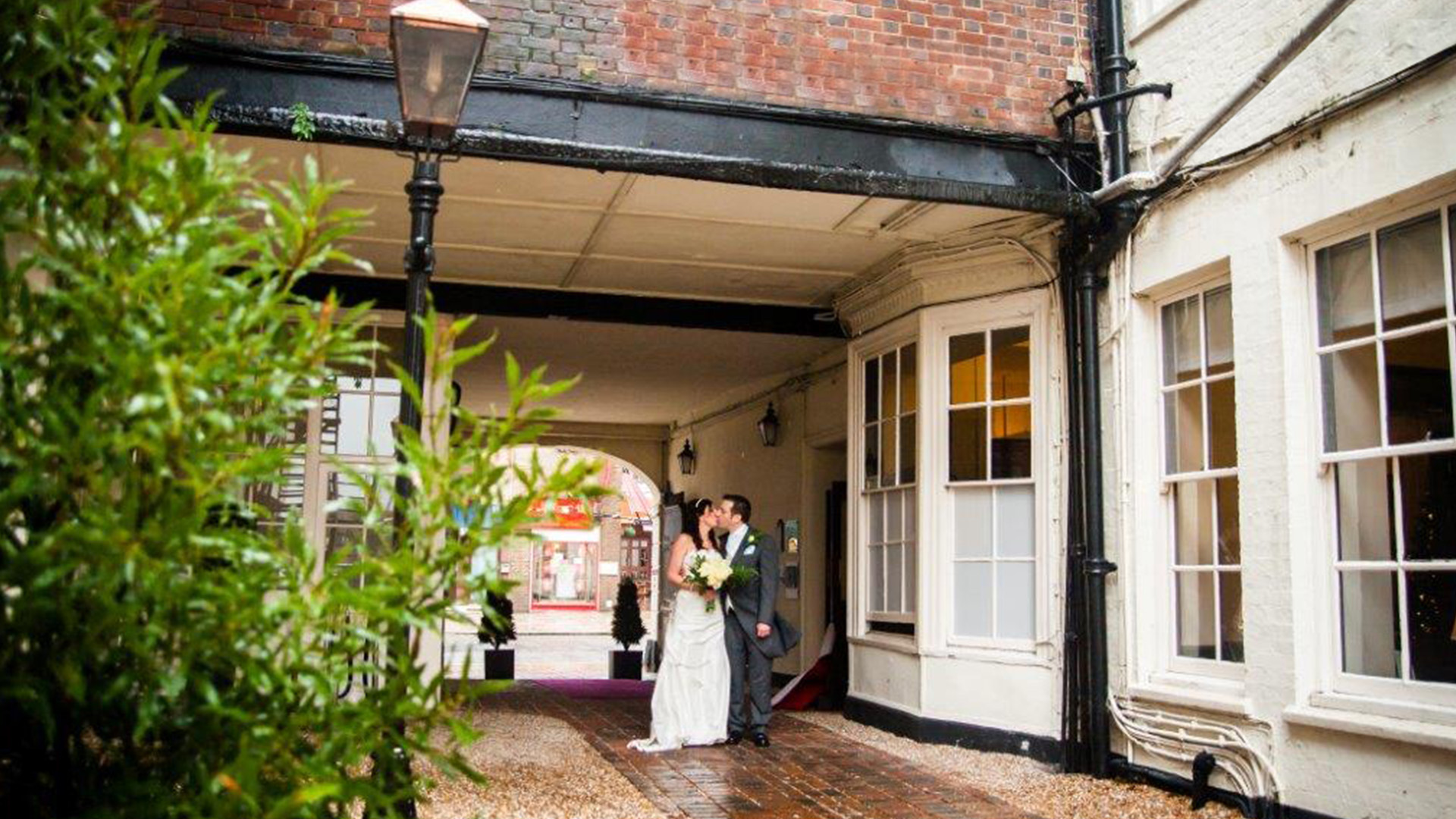 Wedding Venues in Hampshire Mercure Southampton Centre Dolphin Hotel winter wedding venues 1