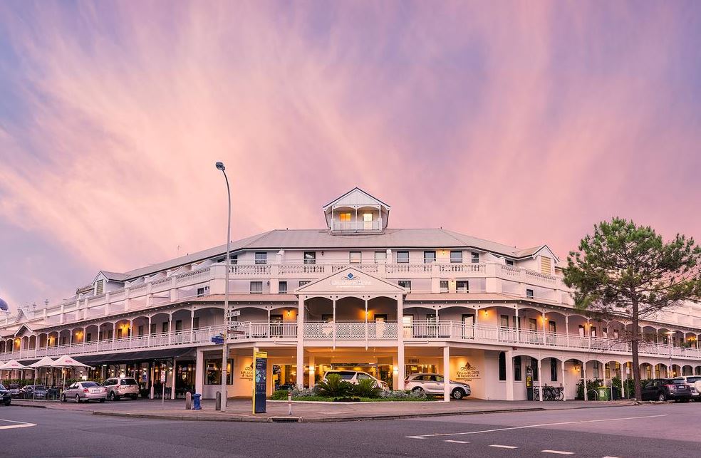 esplanade hotel in fremantle perth