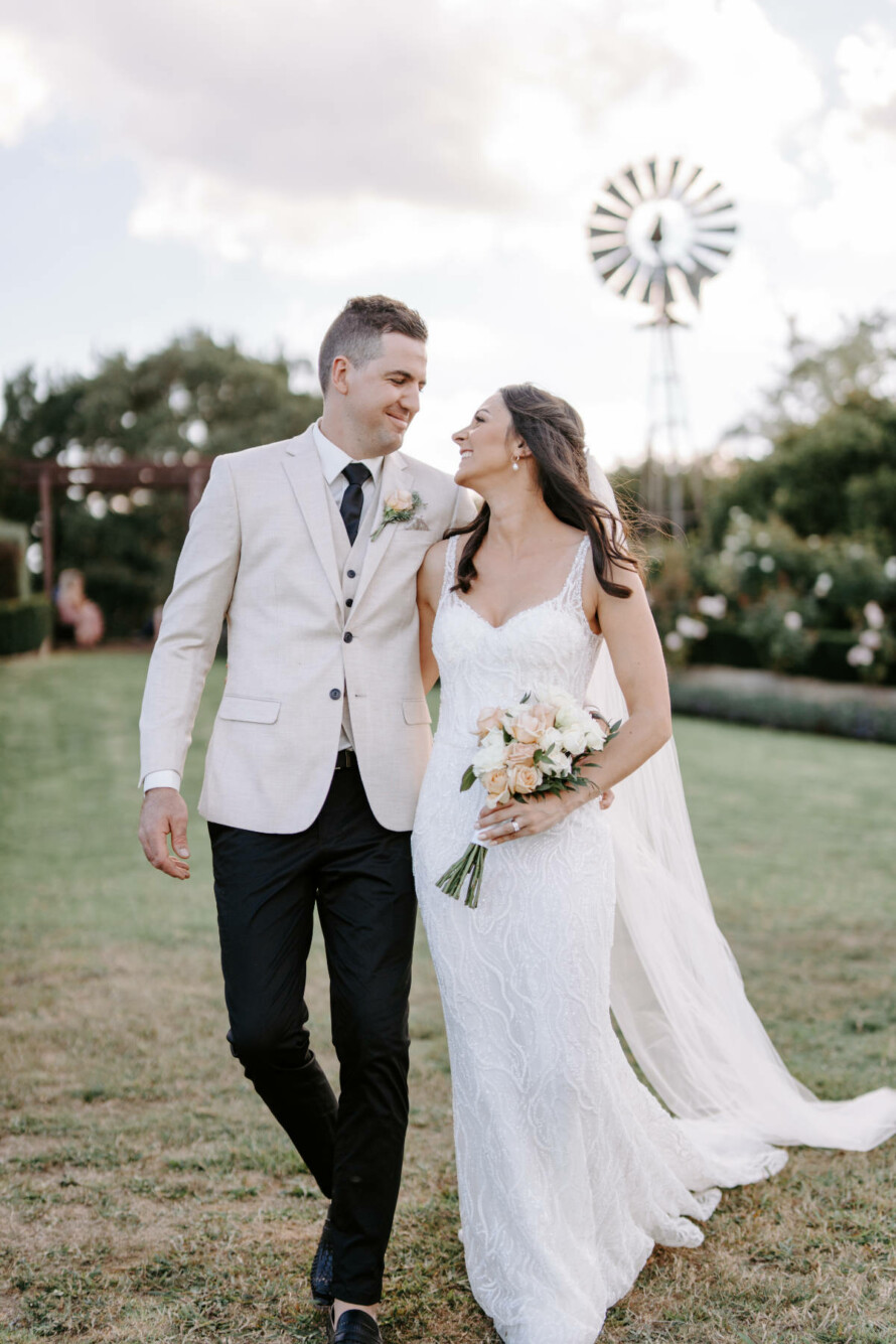 Romantic Yarra Ranges Estate wedding for Lauren and Callum. Photos by Veri Photography.