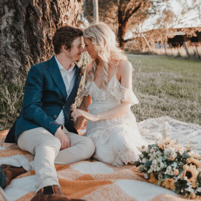 Ashlee and Matt's Olinda Yarra Estate Wedding Photographed by Kelly Hoinville