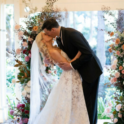 Lucy and Thomas' Gabbinbar Homestead wedding captured by Figtree Pictures Photography