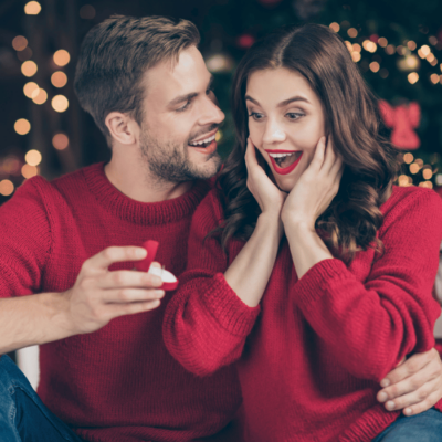 CHristmas engagement hori