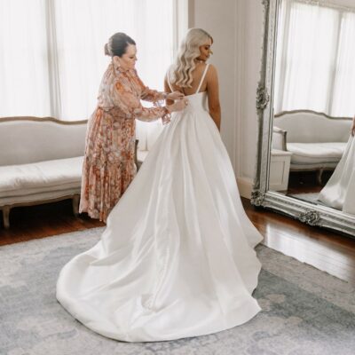 How to include your mum in your wedding day
