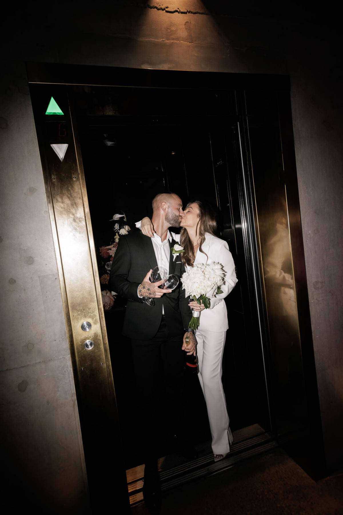 Part 1: Amelia &#038; Michael&#8217;s chic QT Melbourne wedding