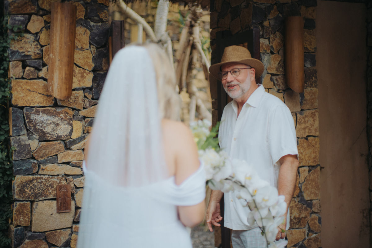 Emma and Tanna's Jeeva Klui Resort wedding captured by Kioku Visual