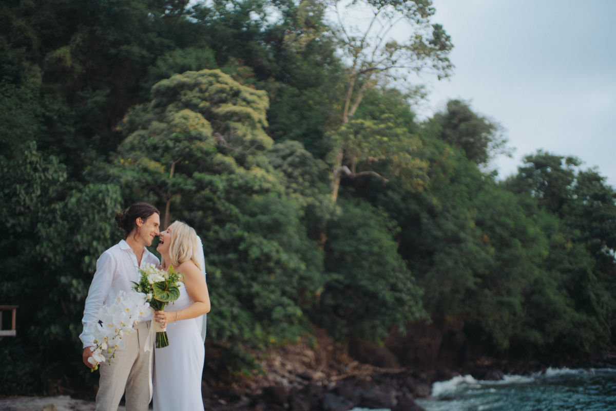 Emma and Tanna's Jeeva Klui Resort wedding captured by Kioku Visual