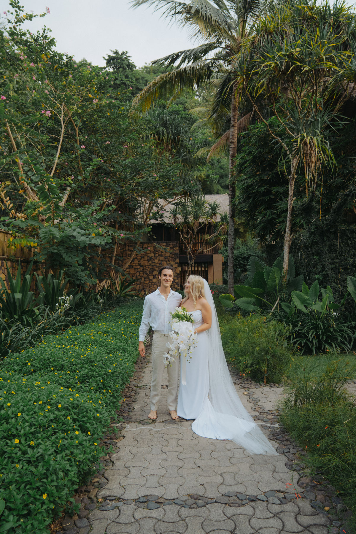 Emma and Tanna's Jeeva Klui Resort wedding captured by Kioku Visual