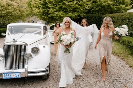 Jaguars With Grace. Luxury wedding car hire.