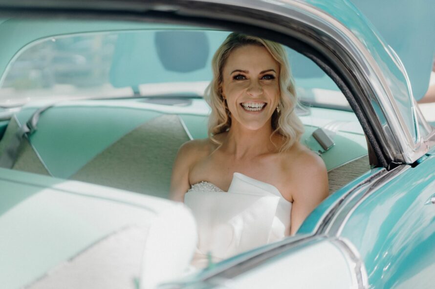 d’Luxe Classic Wedding Cars