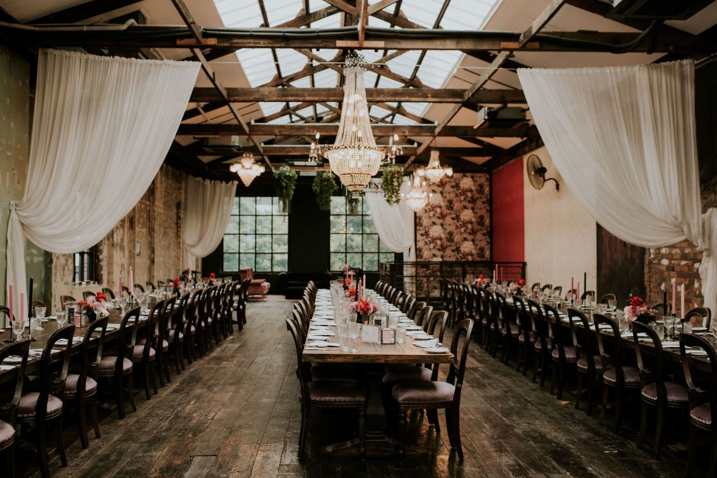 Smoked Garage - Gothic wedding inspiration