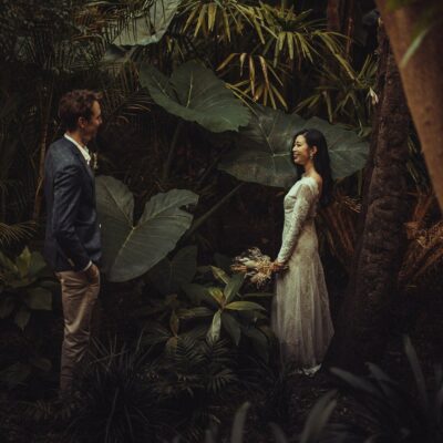 dark & moody wedding photography
