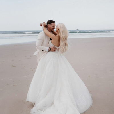 seaside escape wedding theme