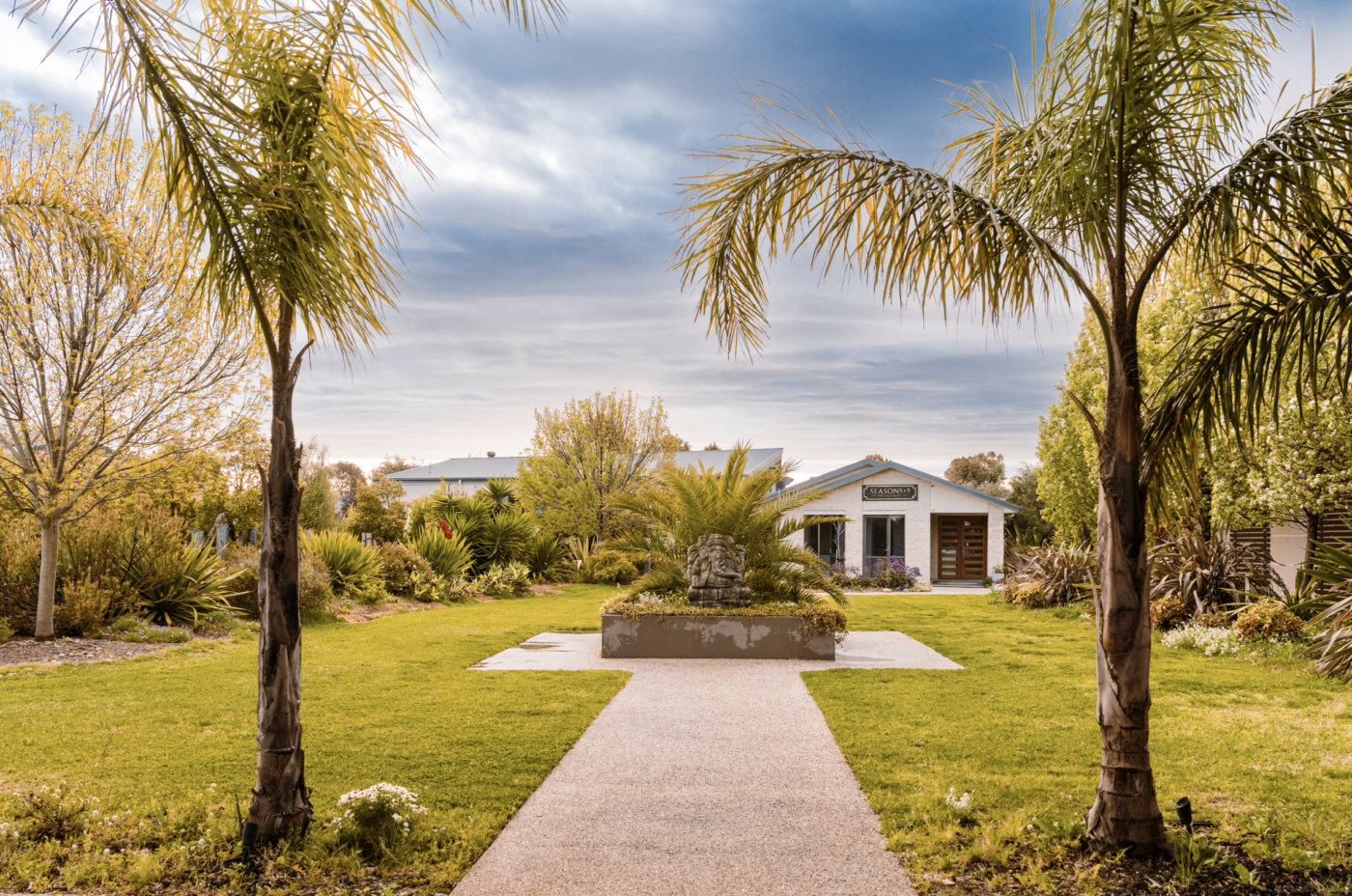 Seasons5 Resort & Spa: A tranquil escape for your dream wedding | Easy ...