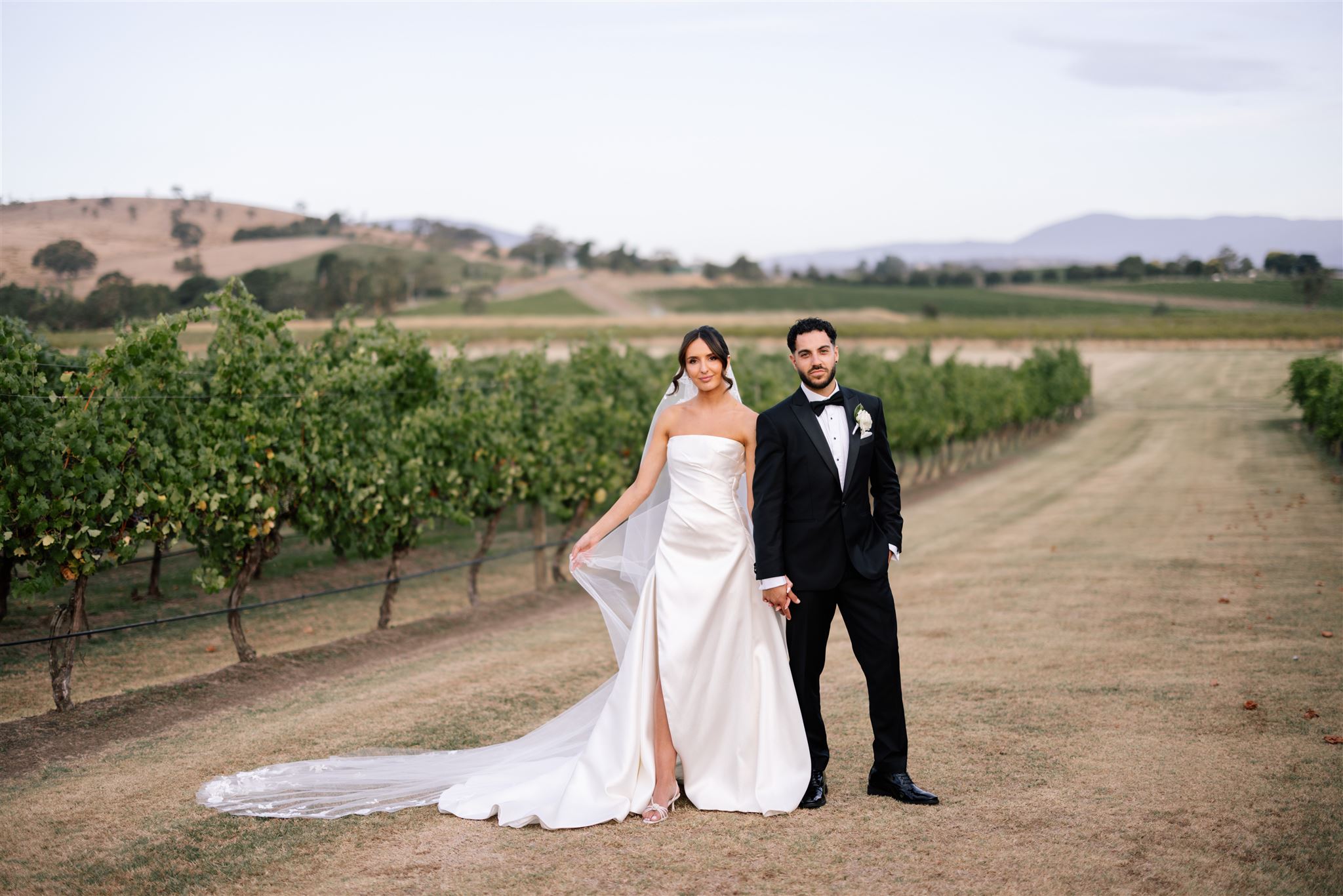 Laura and Matt’s Acacia Ridge wedding