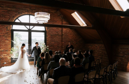 micro wedding hero