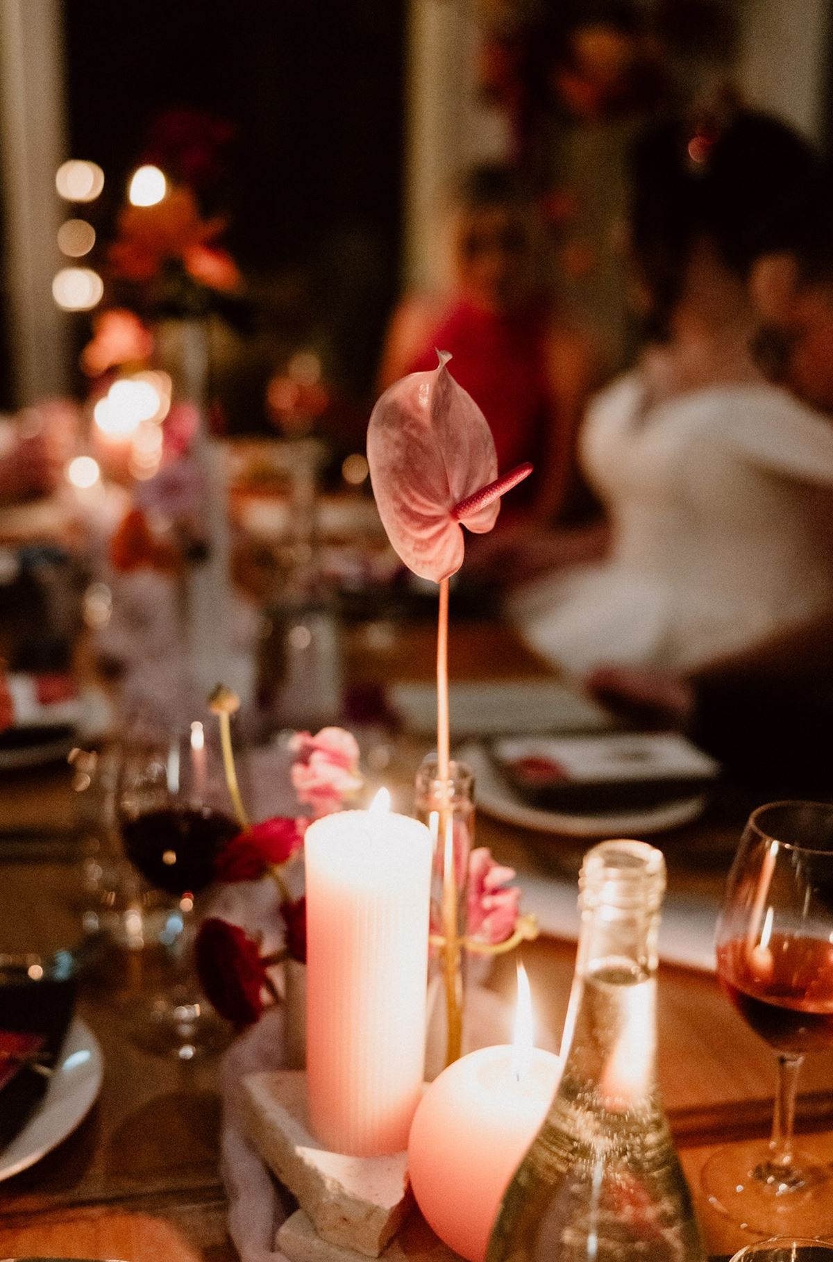pink tablescape with flowers