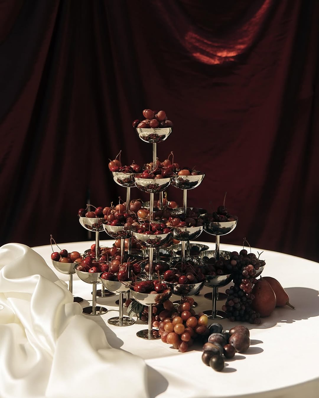 champagne tower alternative: fruit tower