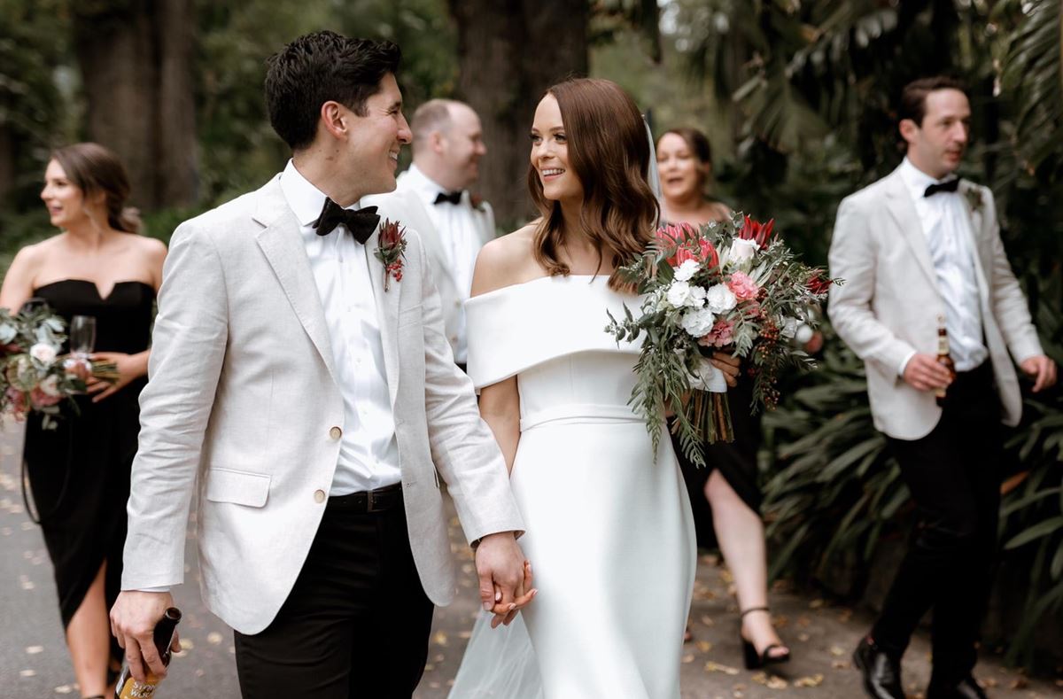 What is the cheapest month to get married in Australia?