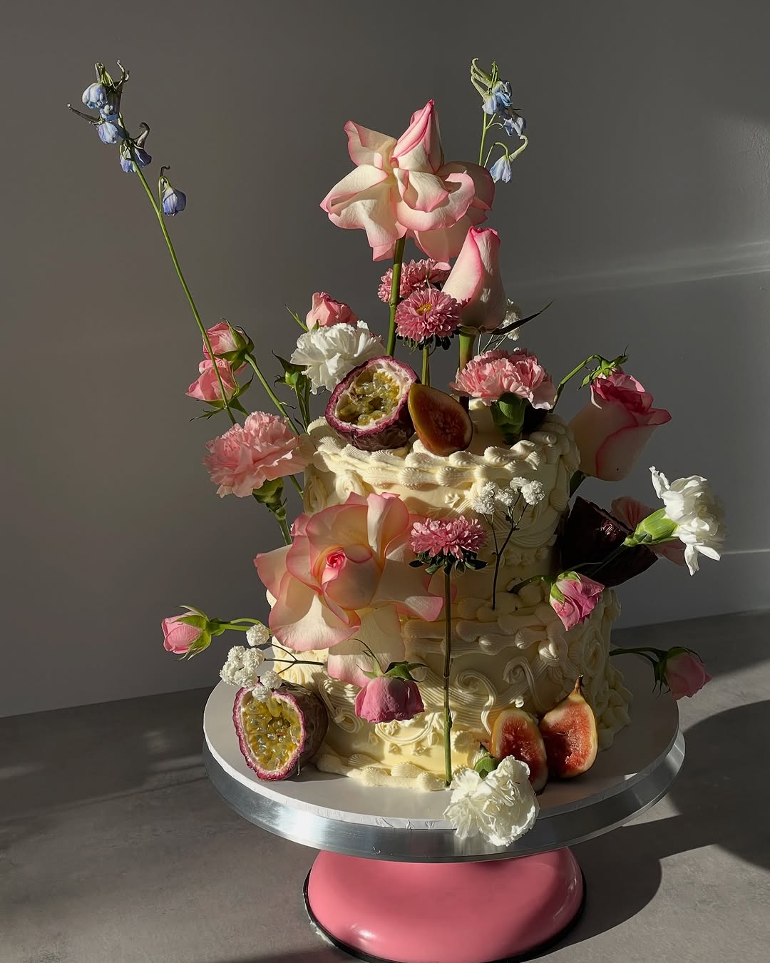 maximalist wedding cake
