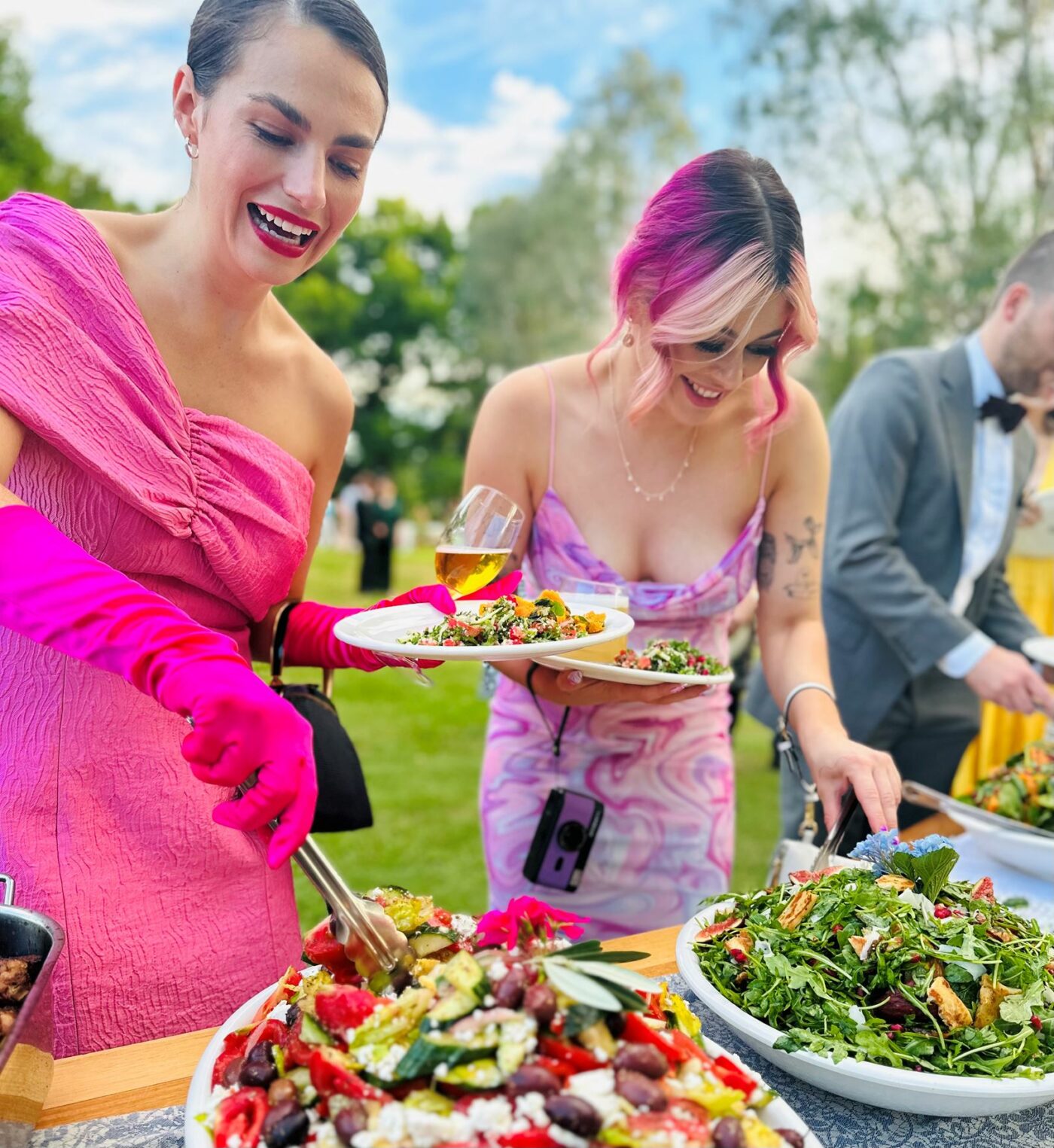 What to save on your wedding budget