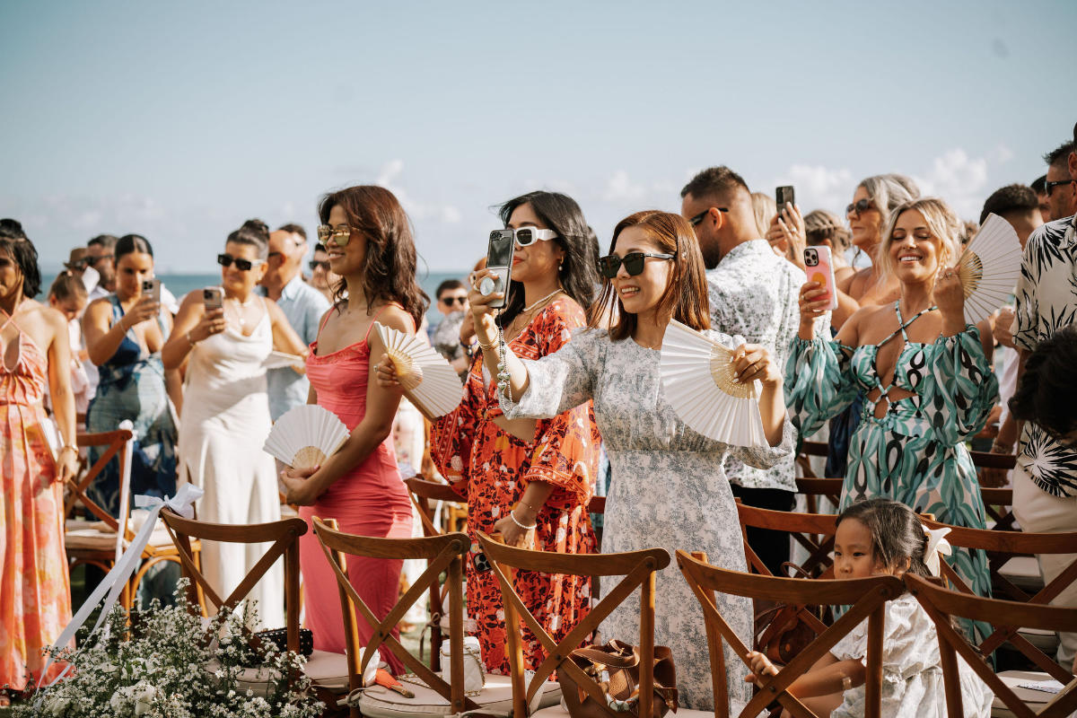 Can you wear white to a wedding