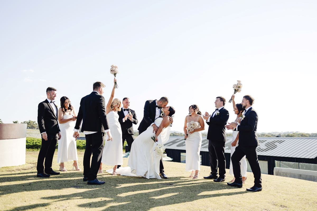Can you wear white to a wedding