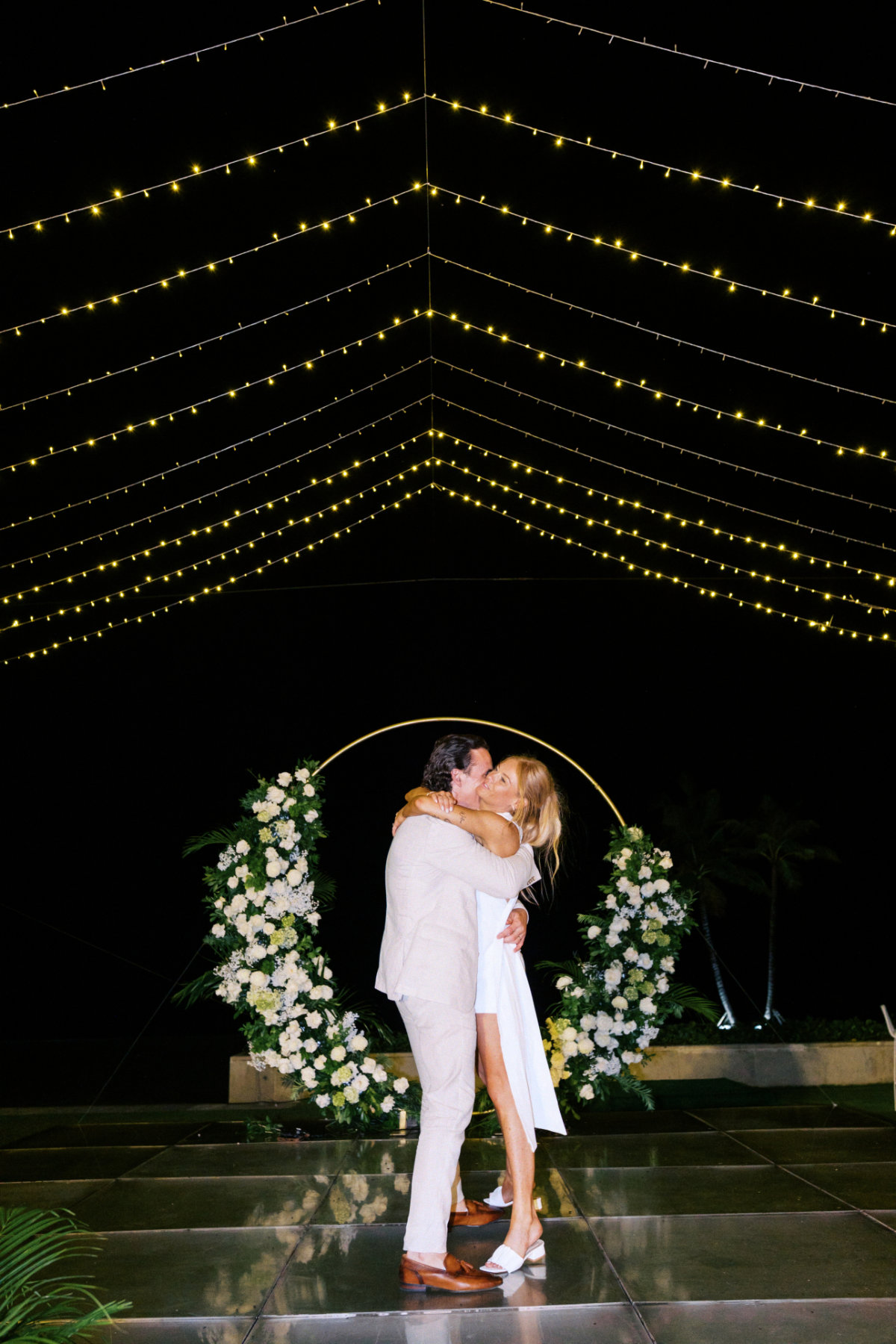 Villa Vedas wedding for Robyn and Alex. Photographed by Gusmank Photography.