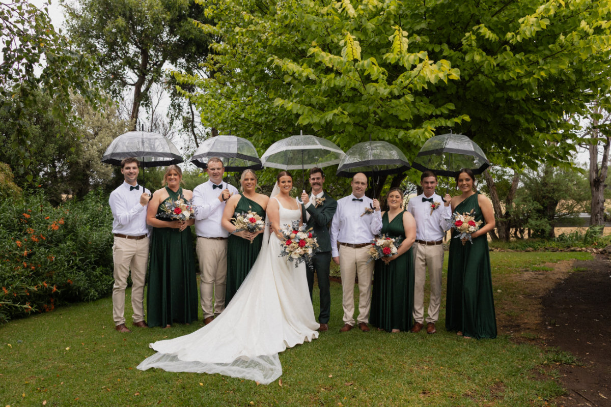 Lisa and Josh’s heartfelt garden ceremony with Tied by Teila