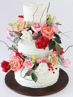 cake with flowers icing