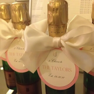 weding champers as bonboniere