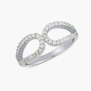 eye catching engagement ring