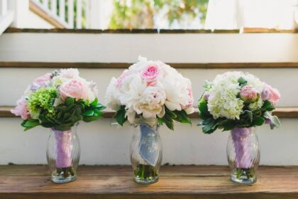Fresh wedding bouquets in water