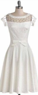 retro-look ivory wedding gown