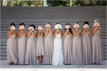 wedding photo - bridesmaids and bouquets