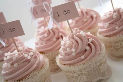 Pink cupcakes