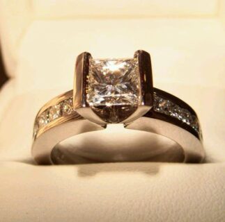 |Diamond Engagement Ring