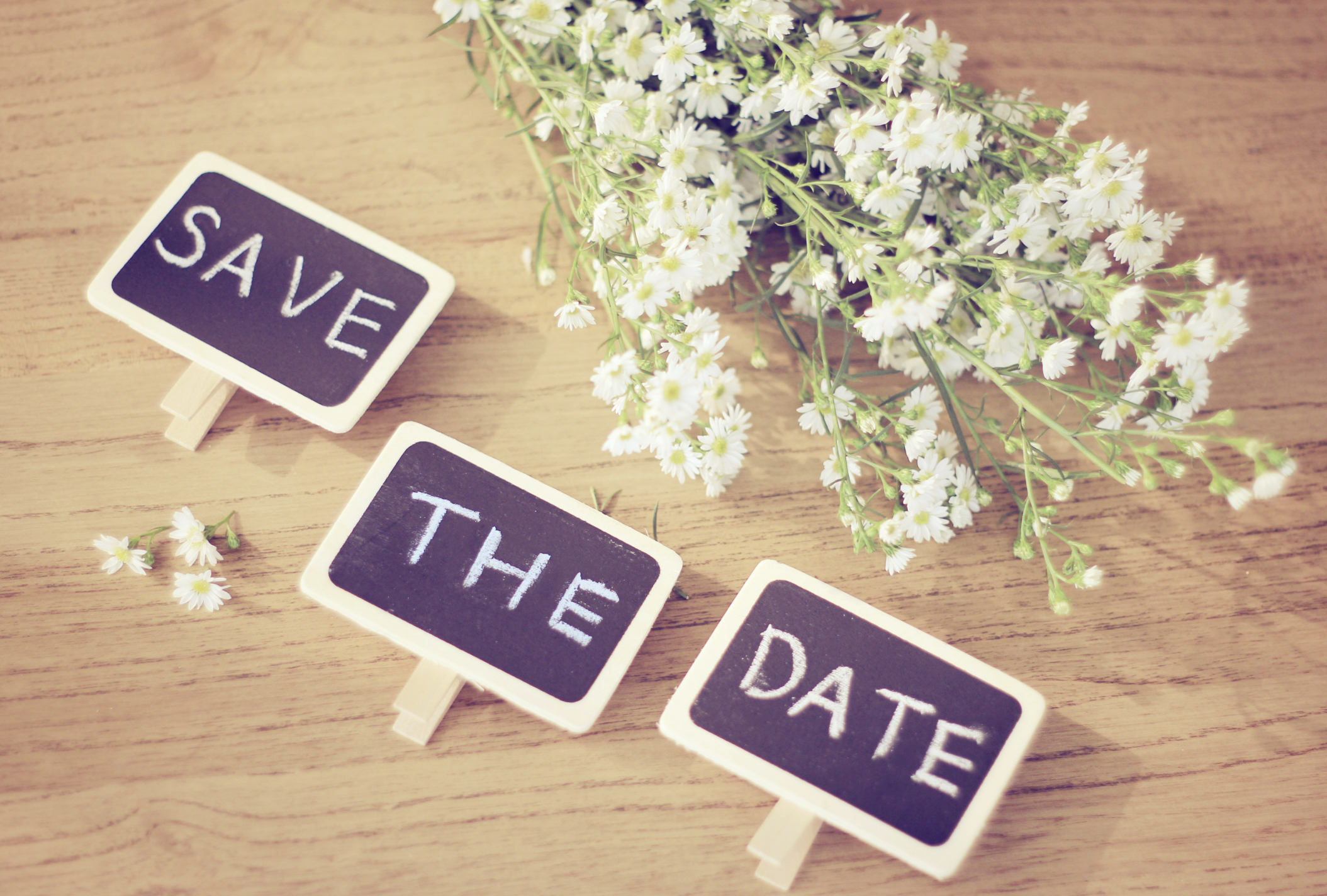 When and why to send save the date cards