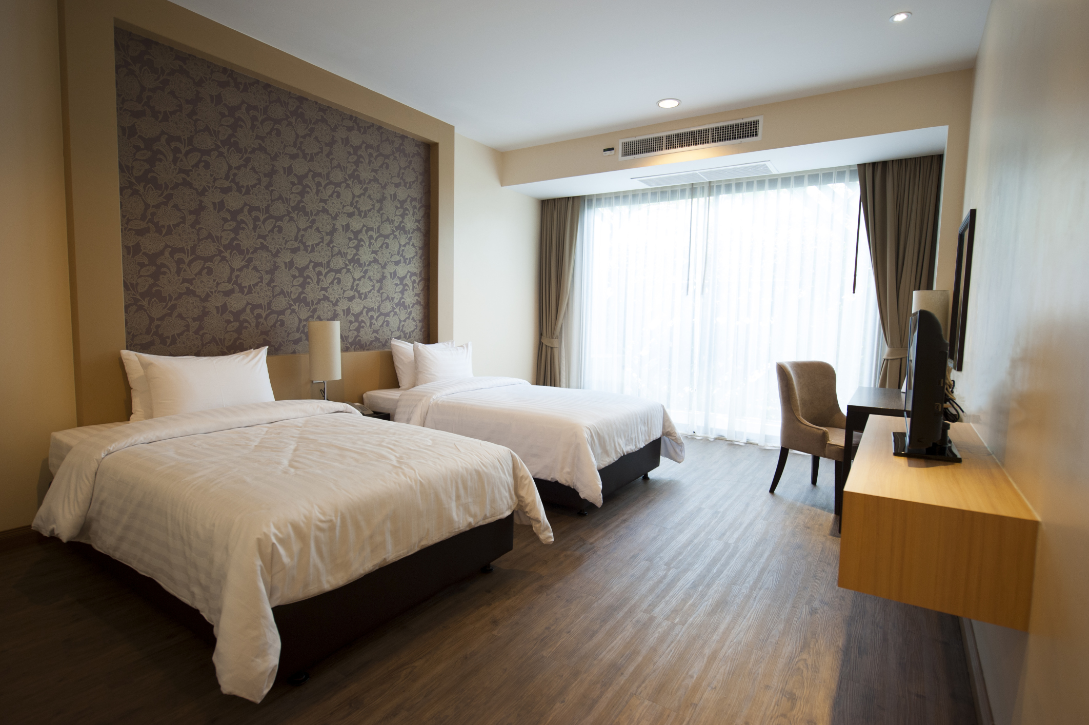 Finding the perfect accommodation for wedding guests