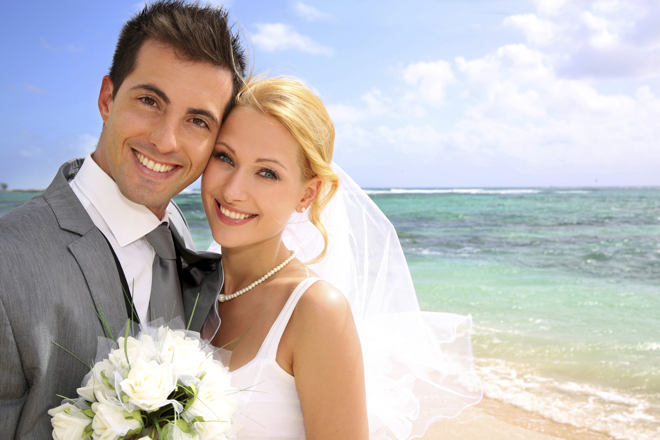 Top tips for looking fabulous in your wedding photos