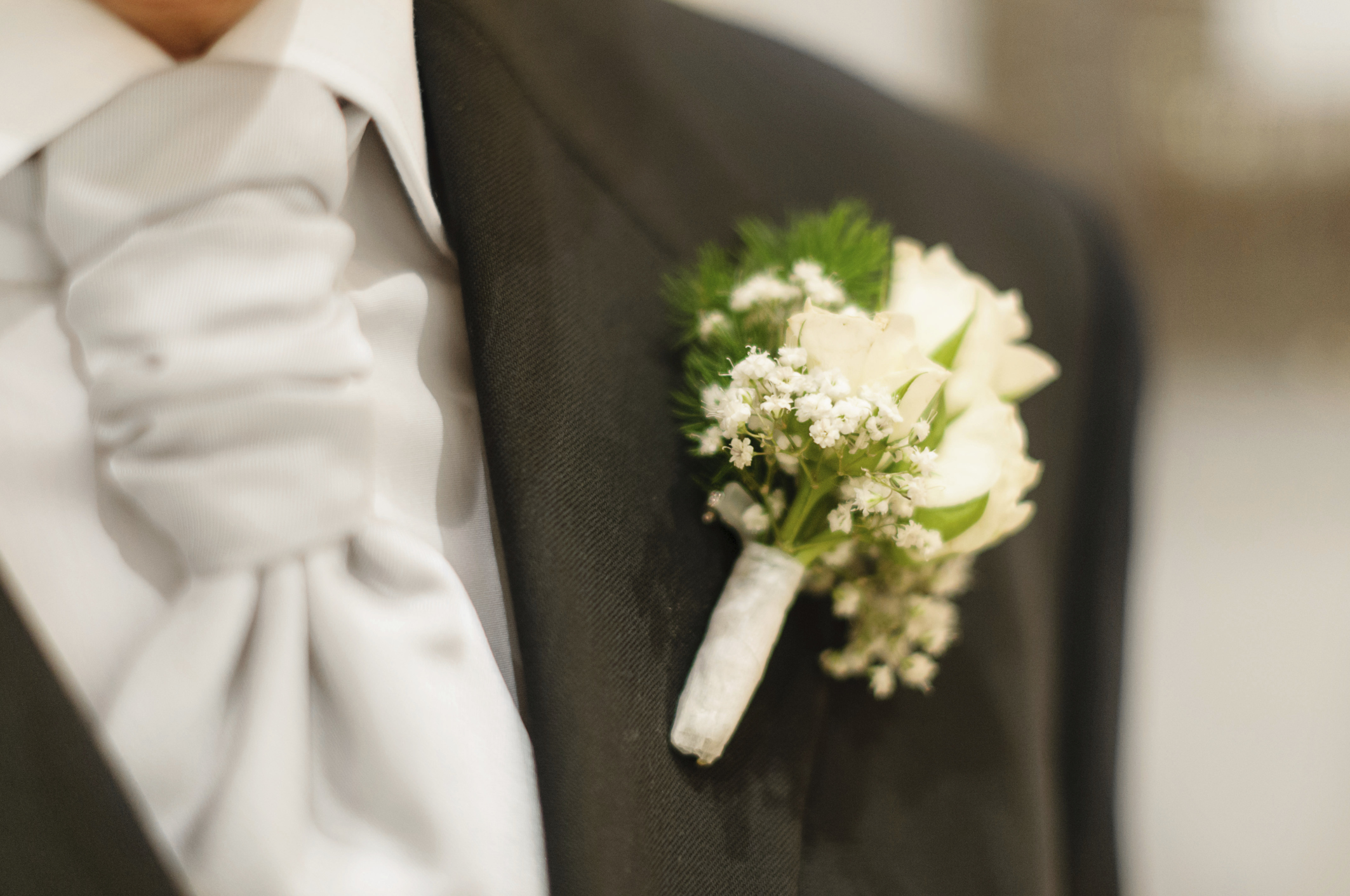 Handy guide to grooms wedding outfits