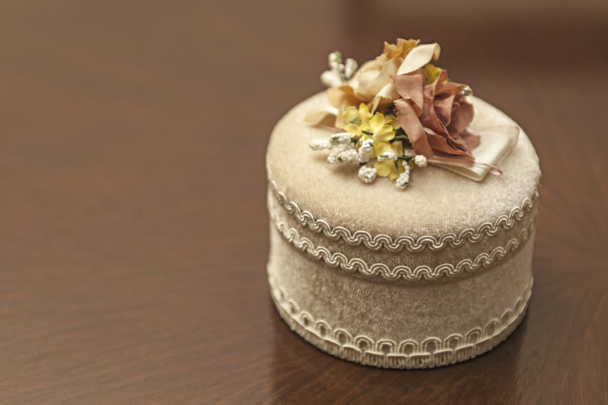 Trinket box wedding favours