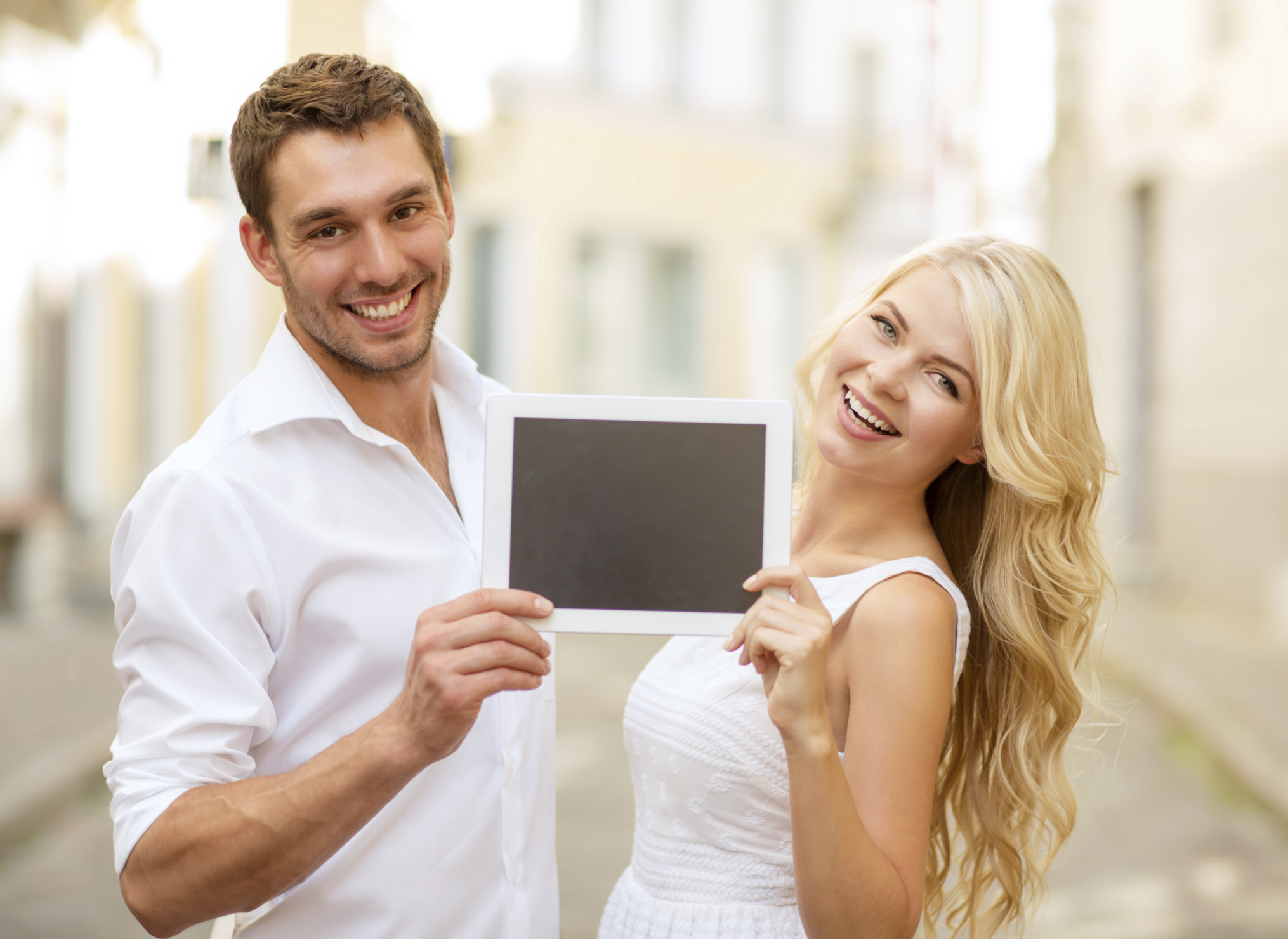 Including electronic gadgets on your wedding gift list