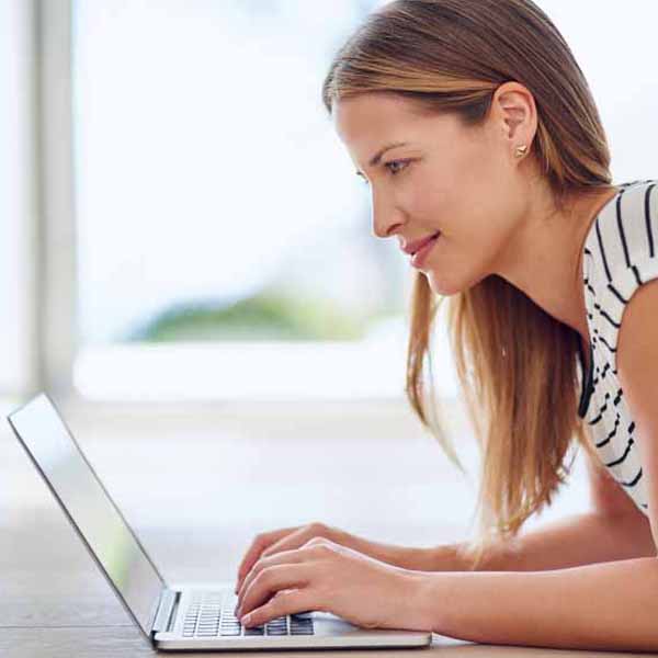 Using technology to bust your wedding planning stress