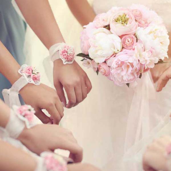 Three (big) bridesmaid dilemmas – and how to handle them