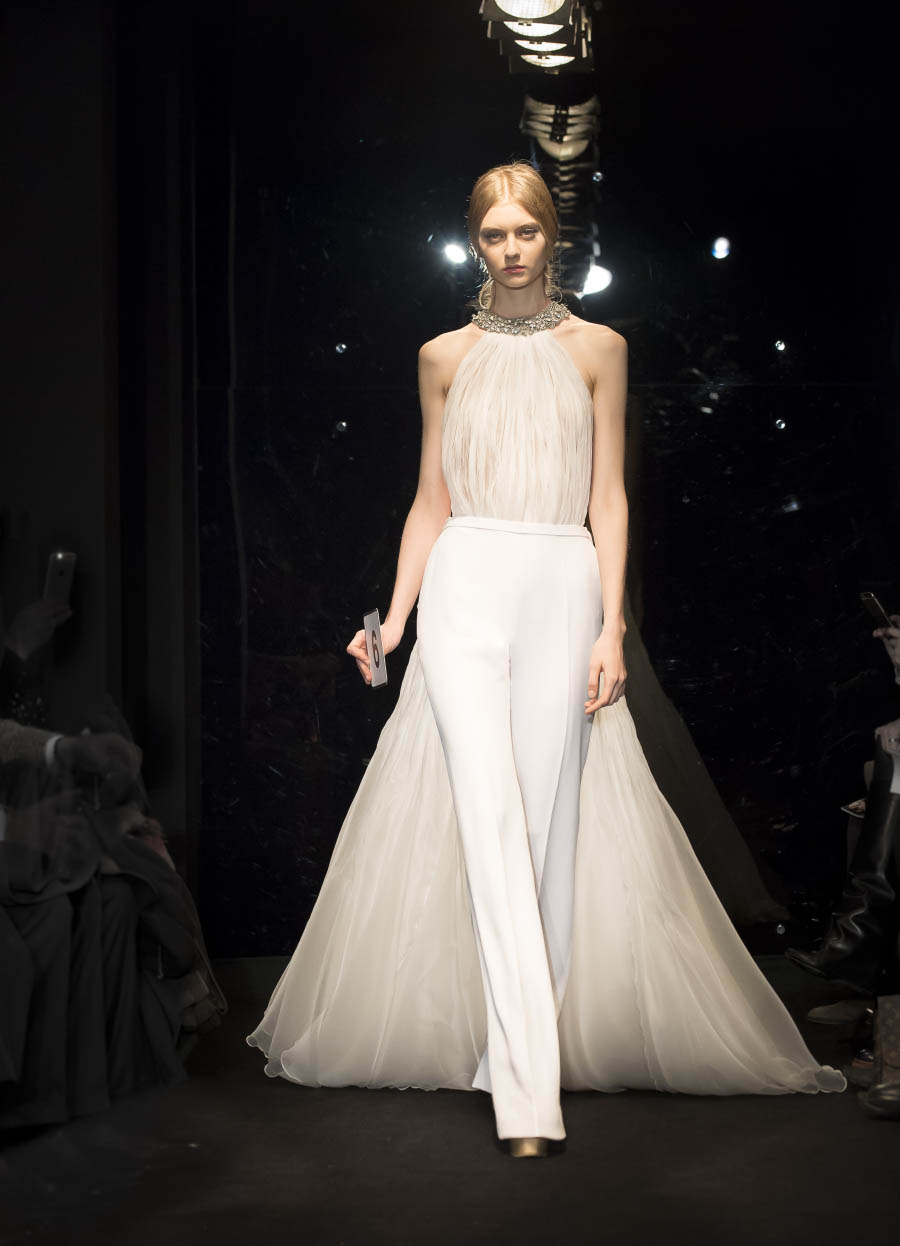 10 gorgeous bridal pantsuits