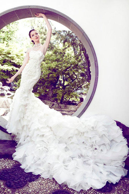 Yumi Katsura: A 'waterfall' of silk organza ruffles.