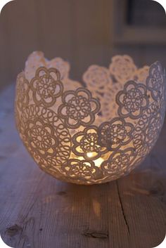 DIY wedding decorations – tea light holders